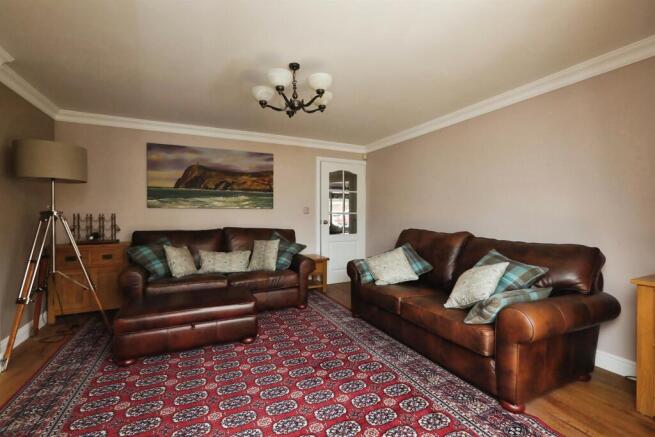 3 bed Detached for sale Image 5