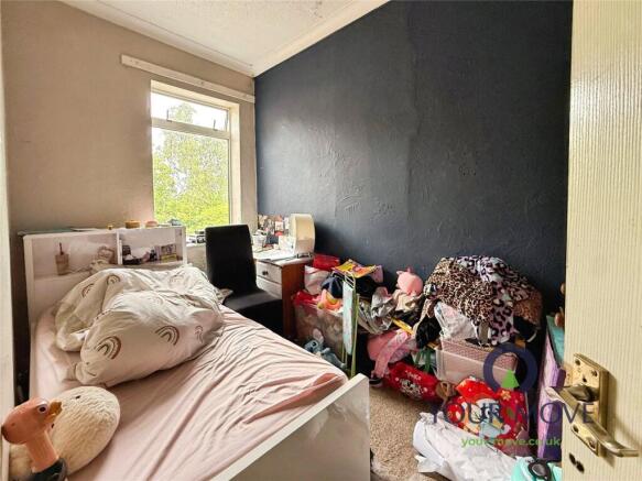 3 bed Terraced for sale Image 10