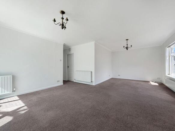 House in Machen, Rudry - More
