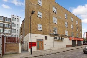 Flat 6, 10 Kings Court Apartments, Rope Walk Gardens, London E1 1DD
