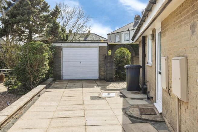 2 bed Detached Bungalow for sale Image 12