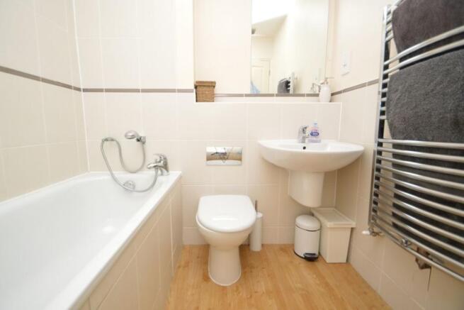 Family Bathroom Suite