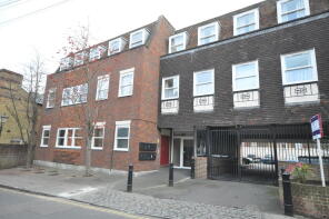 Flat 5, Castle Gate House, Crow Lane, Rochester ME1 1BQ