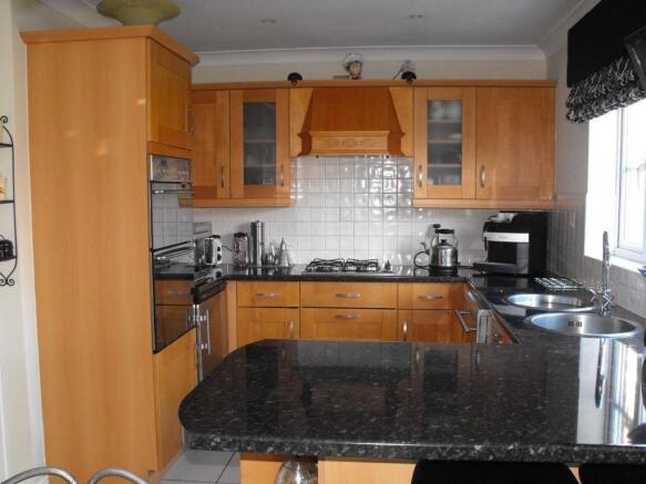 Fitted Kitchen