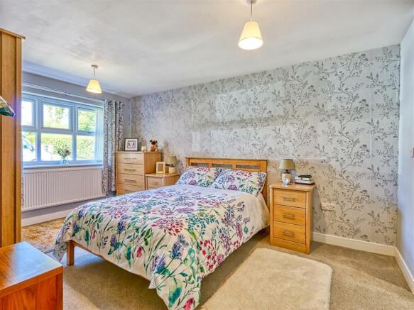 bed 1