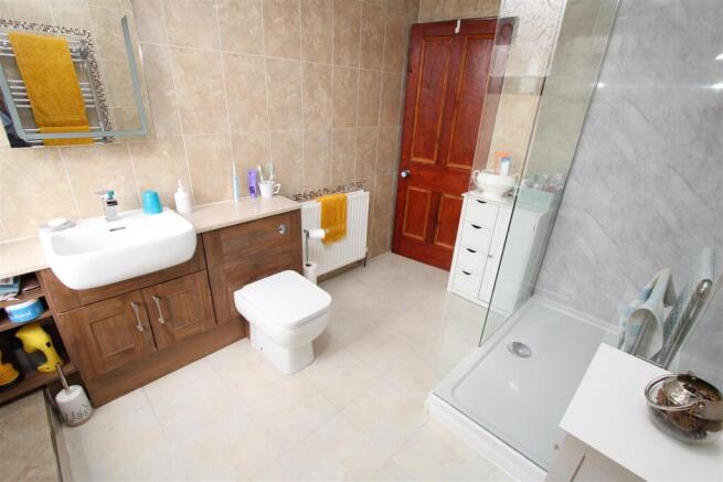 3 bed End of Terrace for sale Image 11