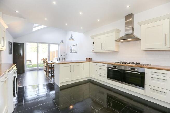 Kitchen / Family Roo