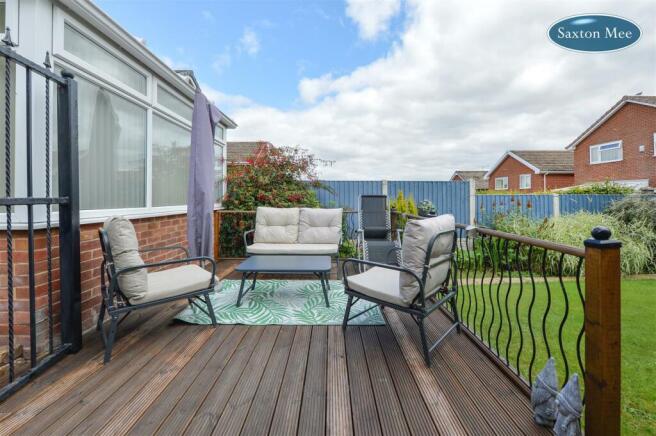 patio_5652.jpg