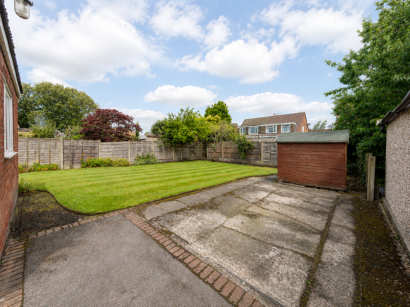 Rushgreen Road, Lymm, WA13 9QN photo 4