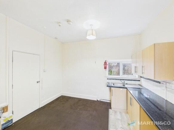 CAM02318G0-PR0552...