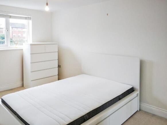 master bedroom.JPG
