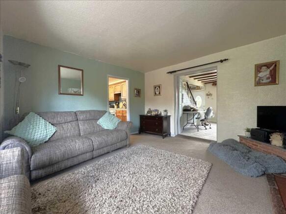 3 bed House for sale Image 8