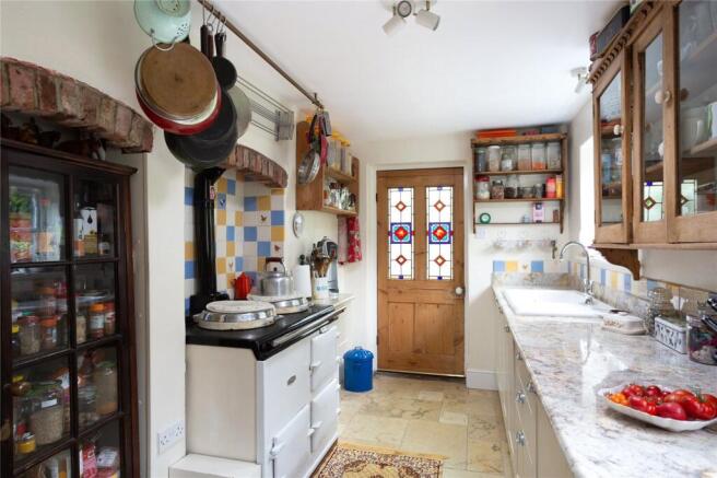 3 bed Semi-Detached for sale Image 7