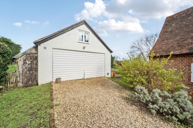 1430885-5-69b95ca...