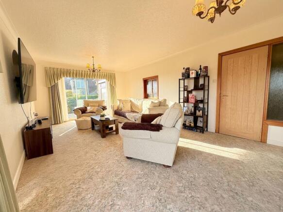 3 bed Detached for sale Image 5