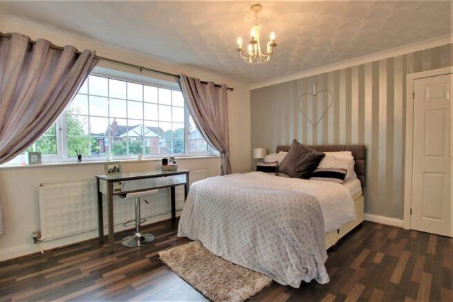 Bedroom 1 (Double)