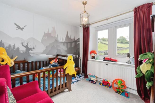 3 bed Terraced for sale Image 10