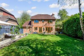 Hornbeam, Harvel Road, Meopham, Gravesend DA13 0RN