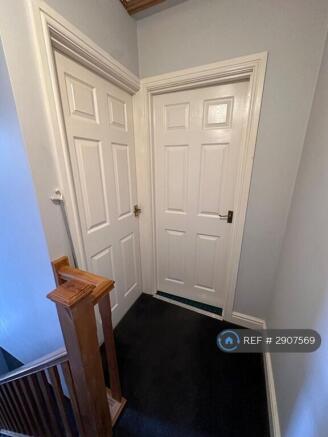 2 bed End of Terrace to rent Image 11