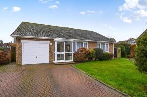 3, Roselands, Bexhill-on-sea TN39 4LL