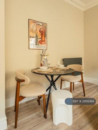 1 bed Flat to rent Image 4