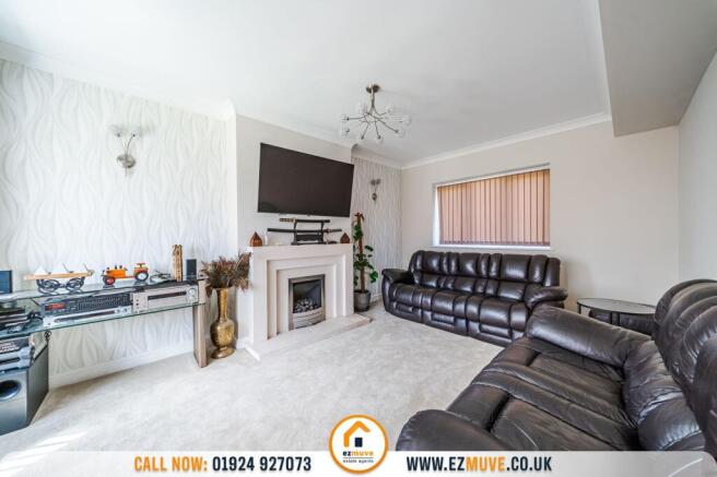 5 bed Detached for sale Image 6