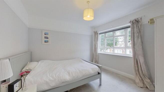 Burntwood-Court-Earlsfield-SW17-08162021_182409.jp