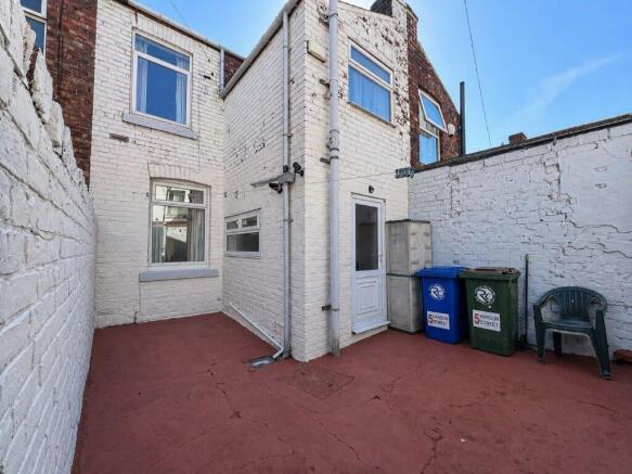 2 bed Terraced for sale Image 8