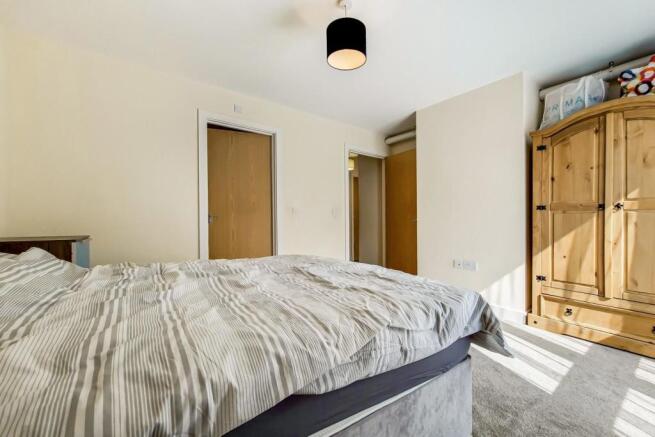 5_Main Bedroom-1.jpg