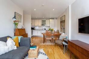 Flat 7, 117, Lewisham Way, London SE14 6QJ