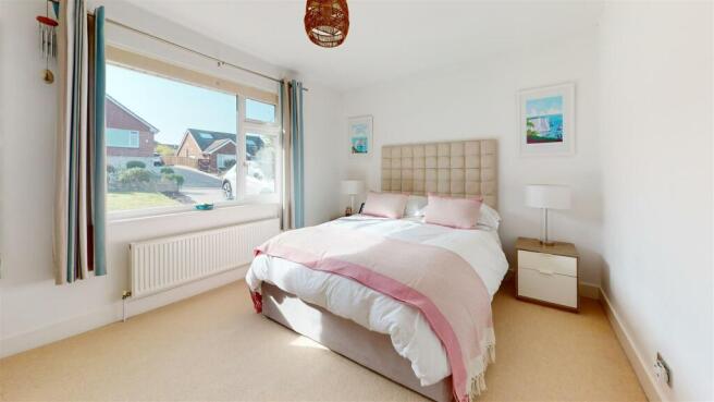 18-Cauldron-Crescent-Bedroom 3.jpg