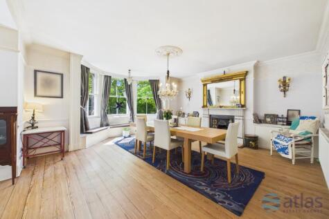 Beaconsfield Road, Woolton, L25