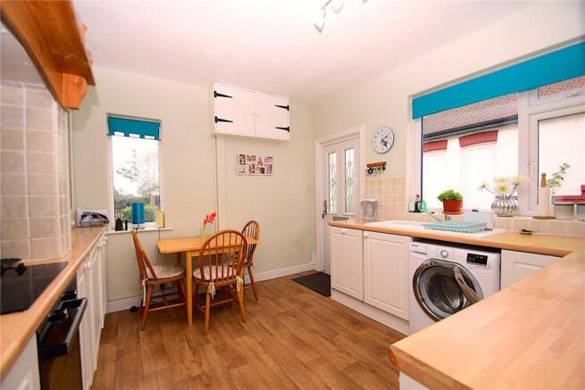 3 bed Bungalow for sale Image 5