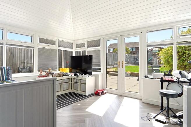 3 bed Semi-Detached for sale Image 8