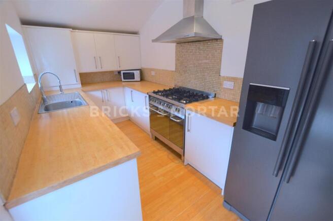 165 Cartington Terrace Kitchen.jpg