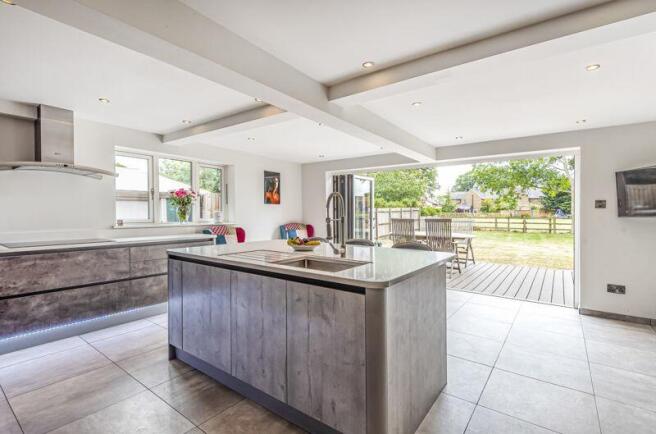 Kitchen/Breakfast