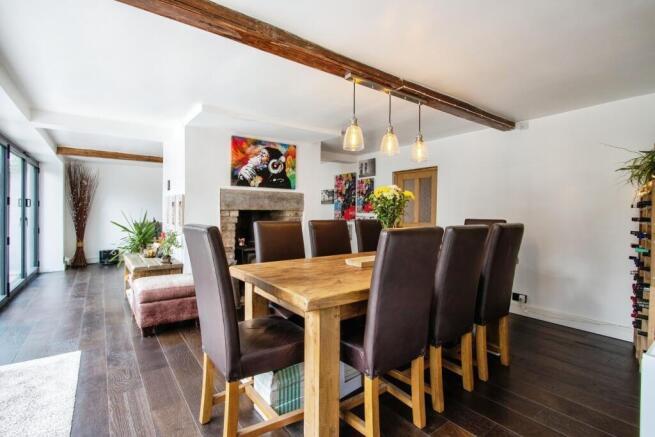 3 bed Detached for sale Image 6