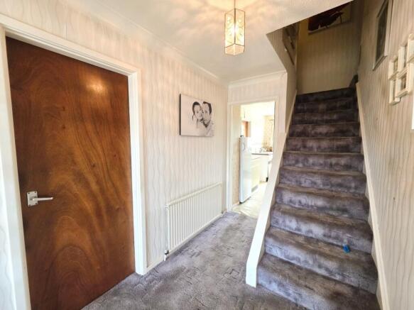 4 bed Semi-Detached for sale Image 5