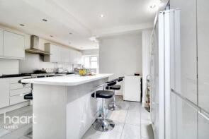 42, Wood End Green Road, Hayes UB3 2SH