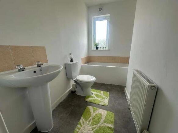 3 bed Terraced for sale Image 8
