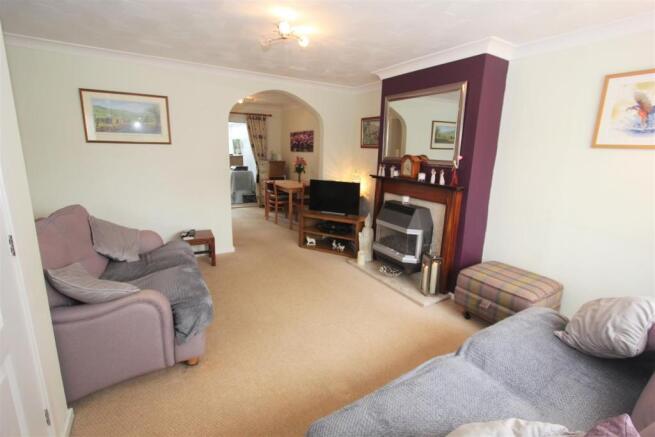 Living Room 1x1.jpg