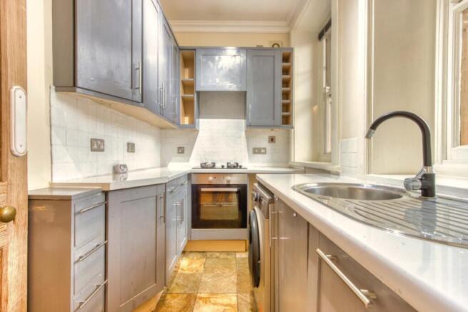 Lrg_Ewemove Taunton - The Clockhouse (12)