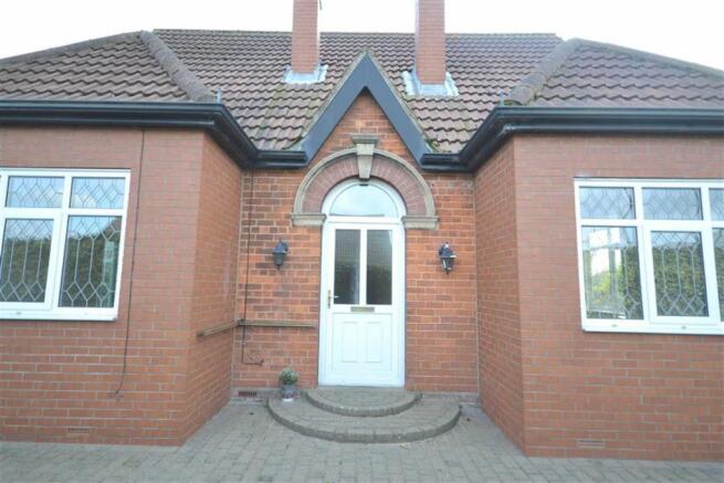 ENTRANCE PORCH