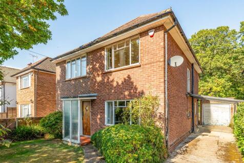 Broadwood Avenue, Ruislip, HA4