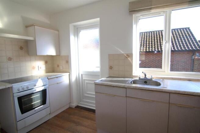 Kitchen 1 Edit.jpg