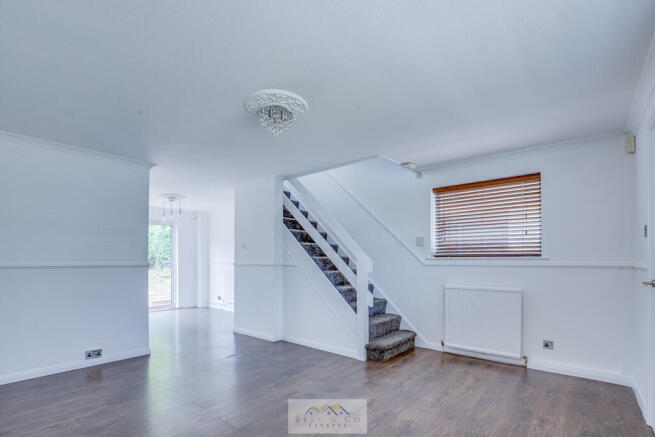 3 bed Semi-Detached for sale Image 4