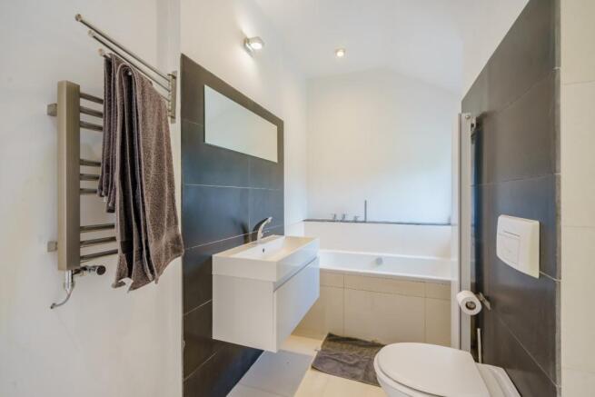 En Suite Shower Room