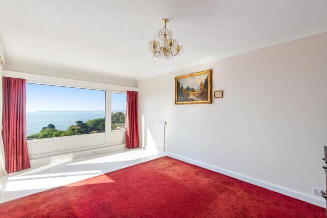 7 - Flat 10 Rozel