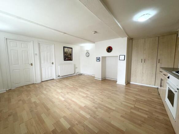 Kitchen/dining