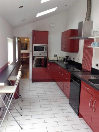 BREAKFAST KITCHEN